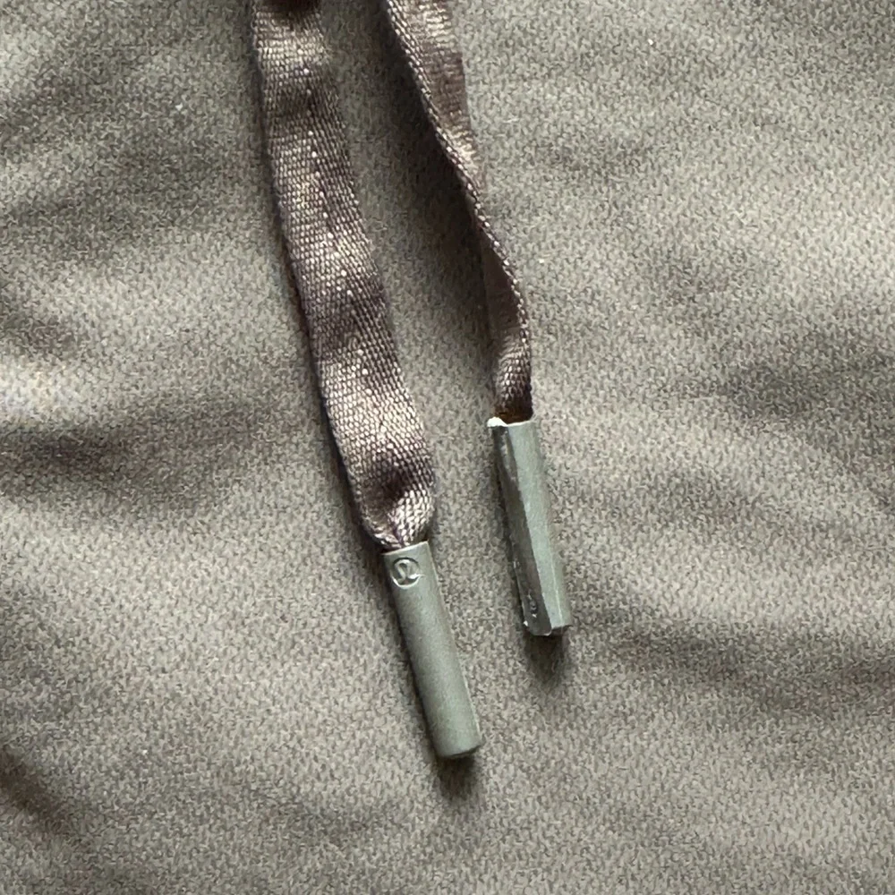 Menβs New Venture (Pique) Pants - Brown Mocha - Picture 5 of 5
